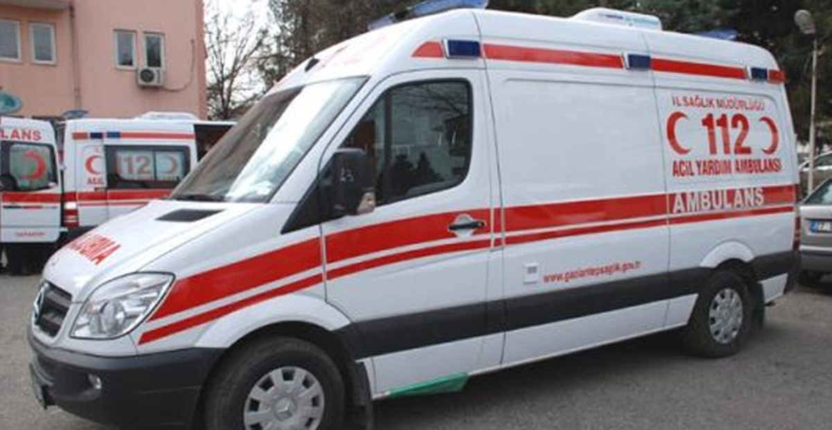 Diyarbakır\'da 112 Ekibine Saldırı