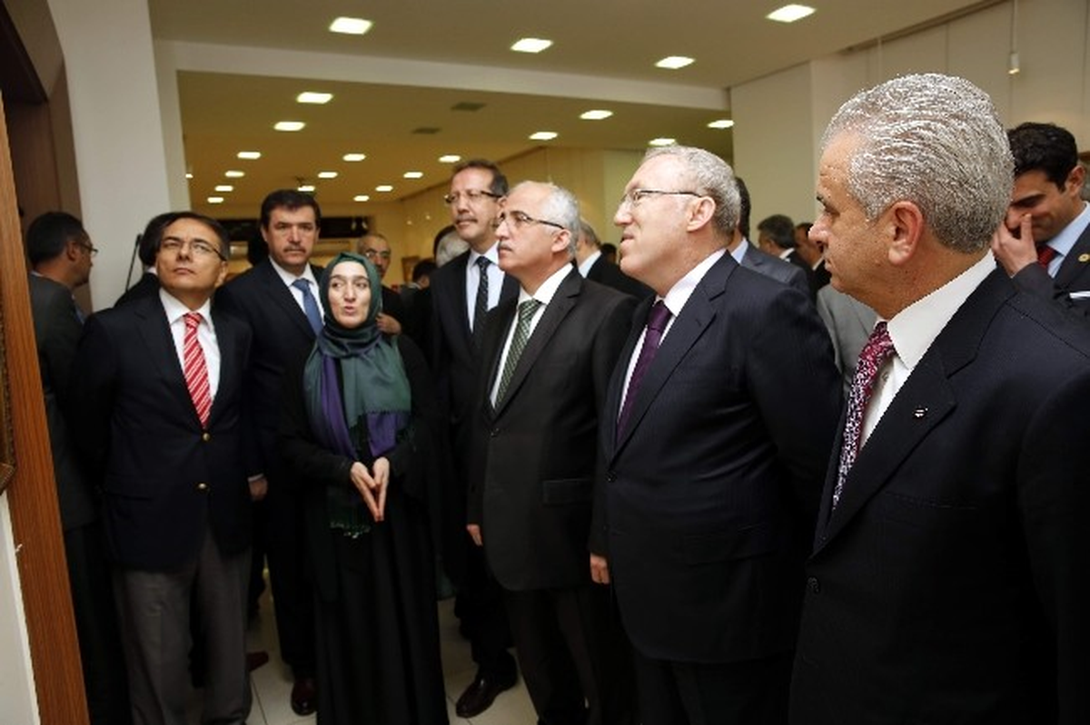 Eto\'dan "Aşk-I Yunus" İsimli Hat ve Tezhip Sergisi