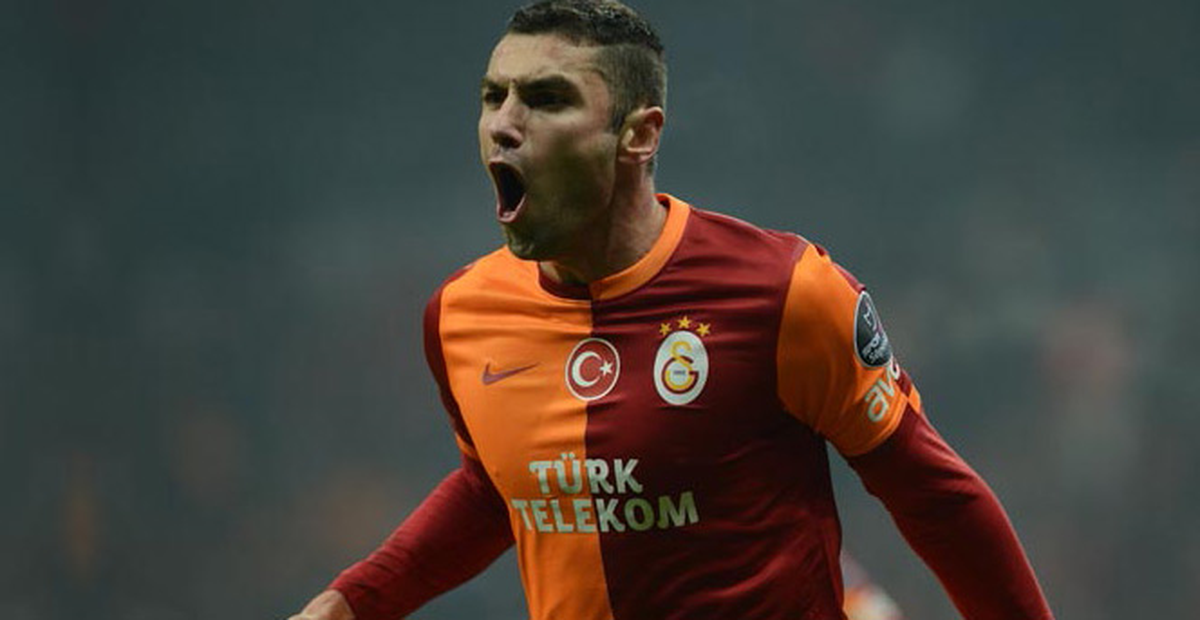 Galatasaray, Burak Yılmaz\'ın Sözleşmesini 2 Yıl Daha Uzattı