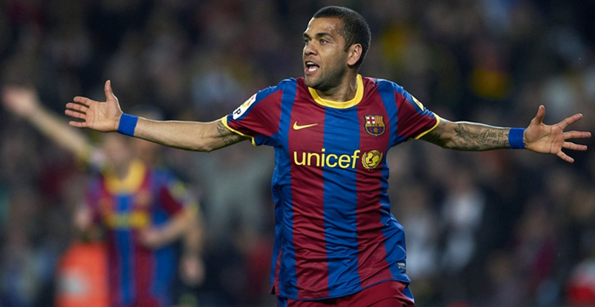 Galatasaray\'dan Dani Alves\'e Destek
