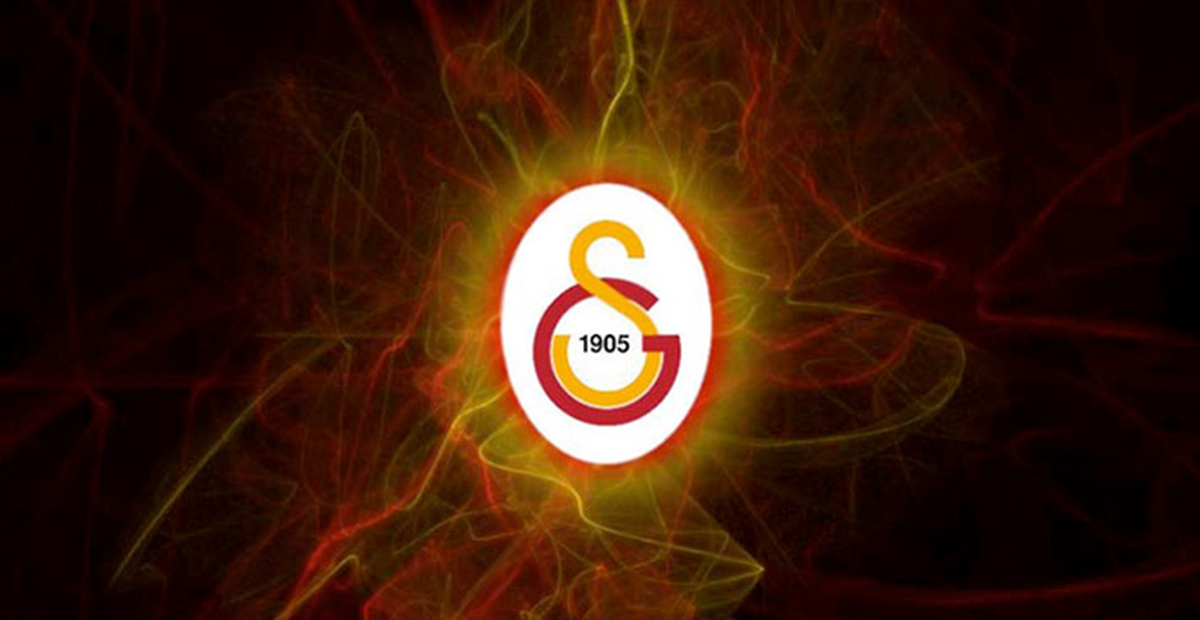 Galatasaray\'dan Dani Alves İçin Pankart Açacak