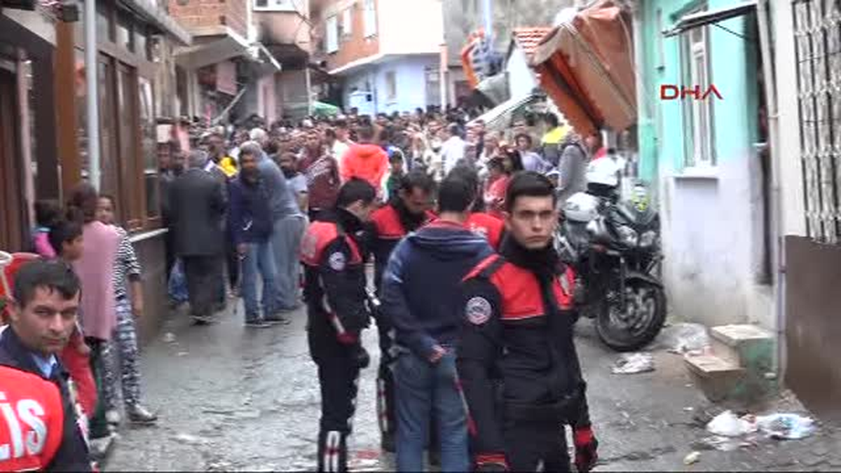 İki Grubun Sokak Ortasında Tabancalı Kavgası; 1 Ölü, 6 Yaralı