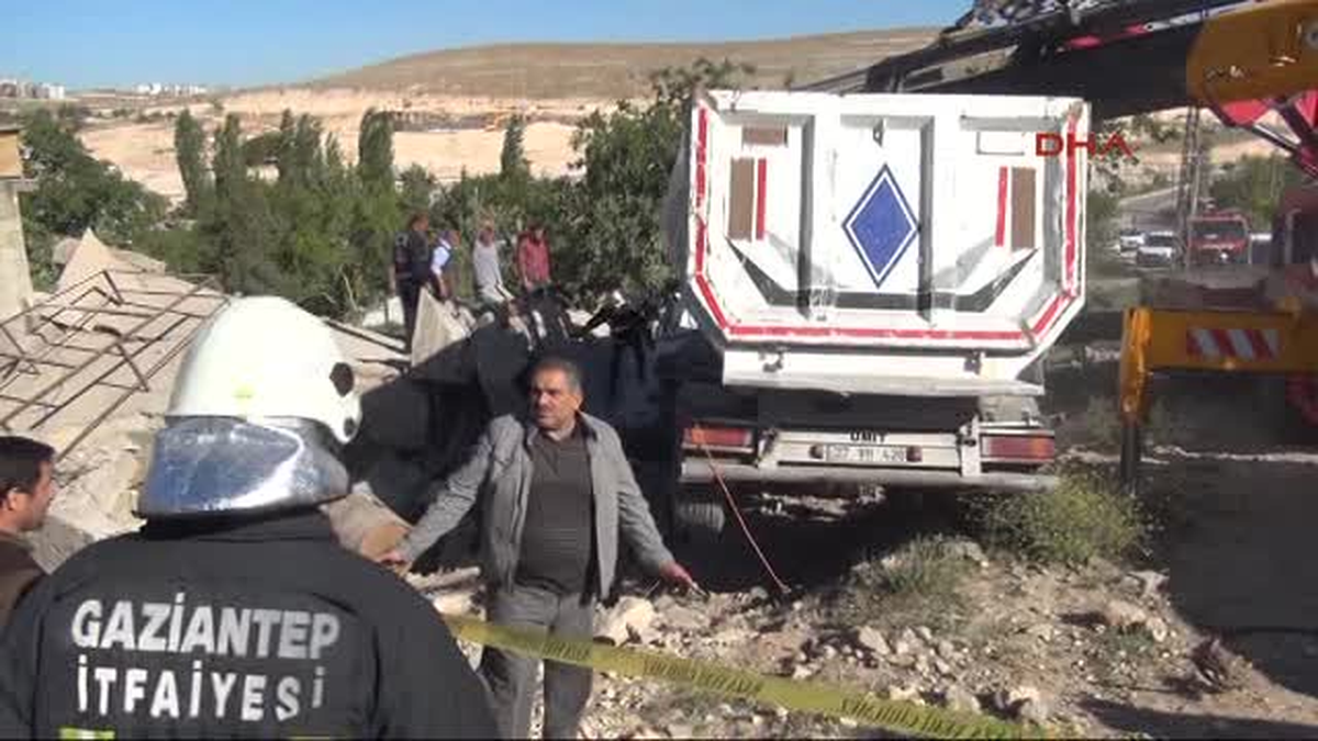 Gaziantep\'te İlk İş Gününde Yaptığı Kazada Öldü