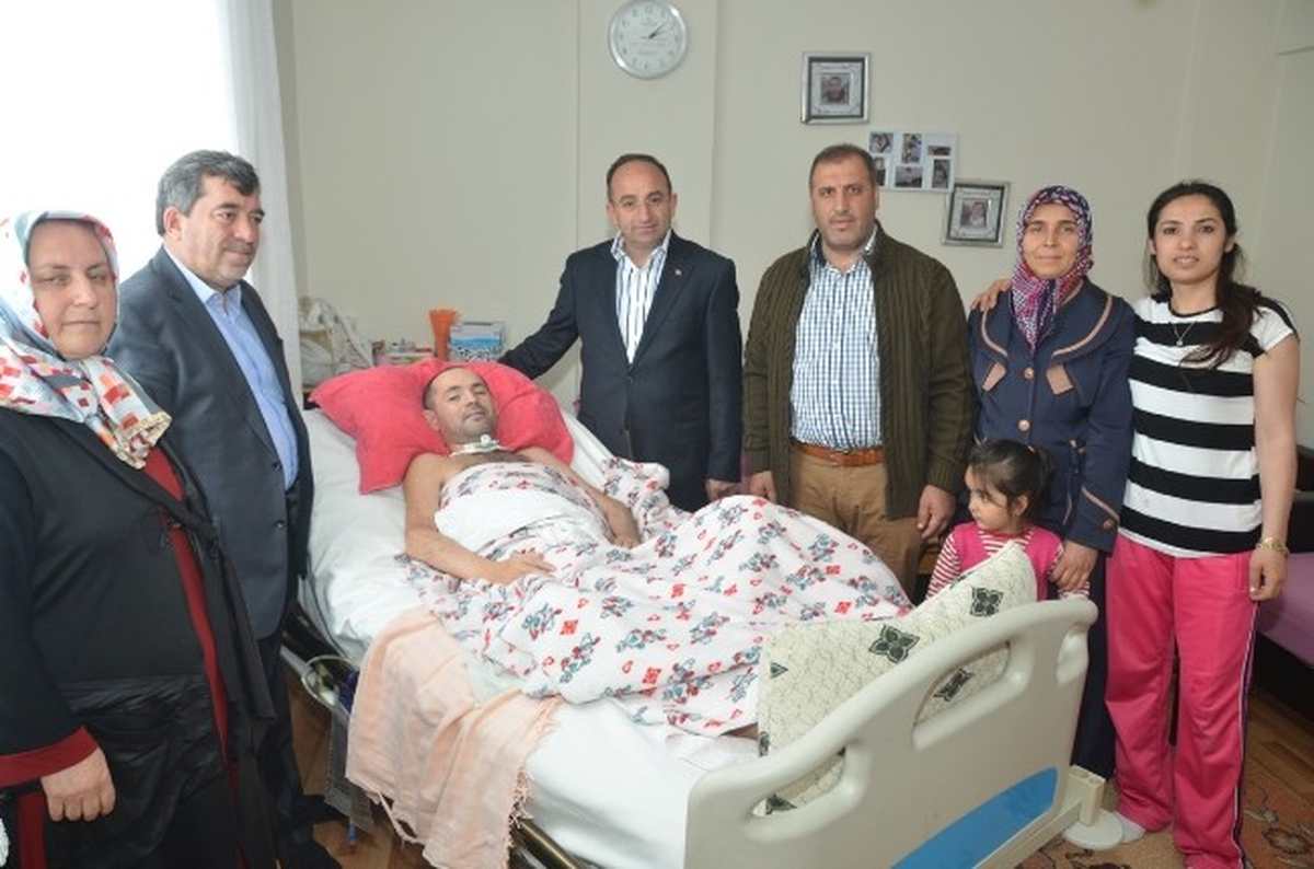 Kartepe Belediye Başkanı Üzülmez, Hasta Ziyaretinde