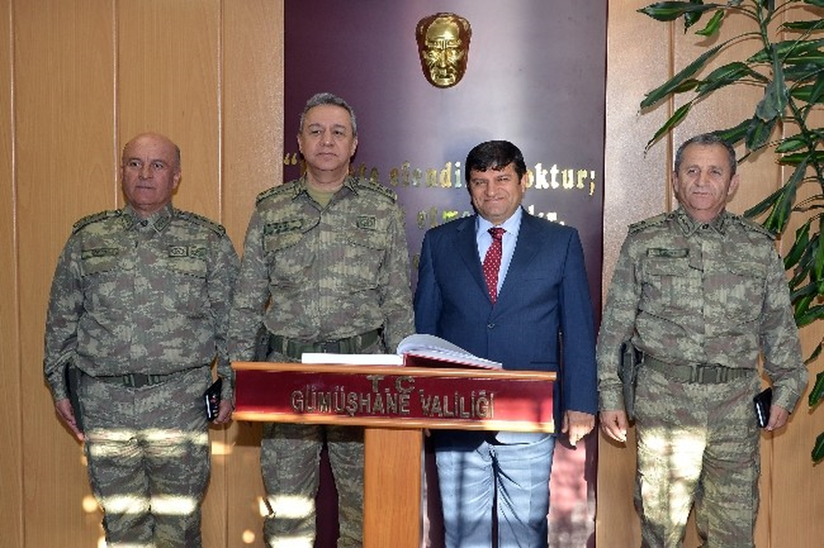 Korgeneral Alataş Vali Mayda\'yı Ziyaret Etti