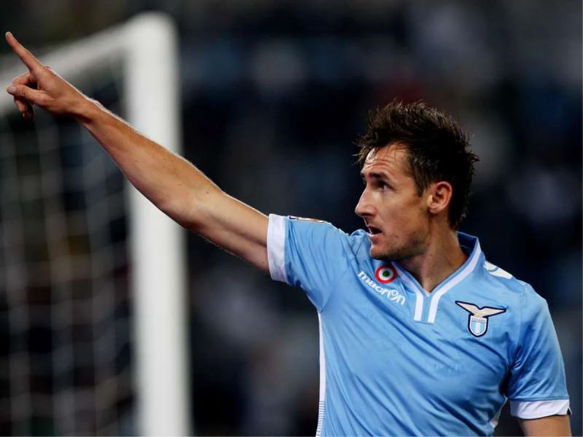 Lazio Klose Kararını Verdi!