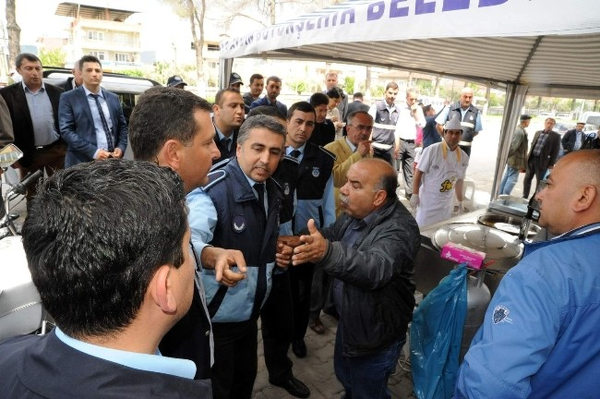 Lokma Hayrı Büyükşehir ile Germencik Belediyesini Karşı Karşıya Getirdi
