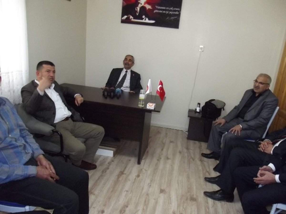 Malatya Milletvekili Veli Ağbaba, Zaviye Muhtarlığı\'nı Ziyaret Etti