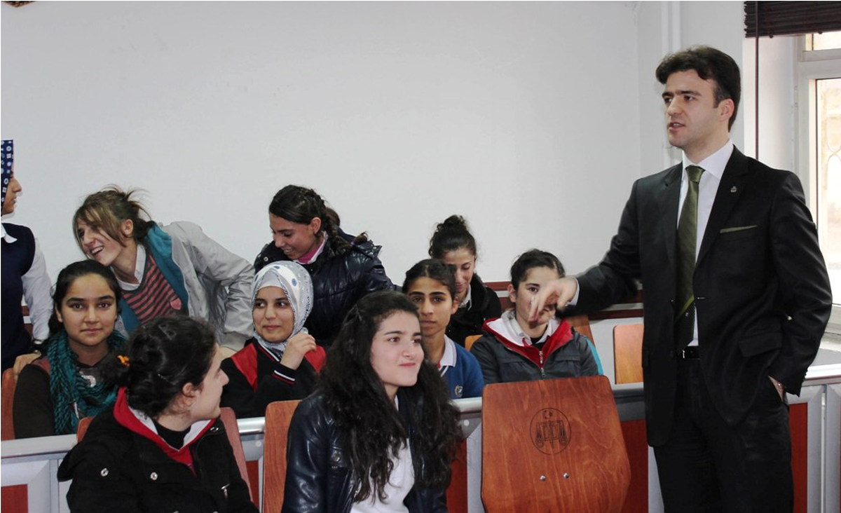 Midyatlı Lise Öğrencileri, Adliye Sarayını Gezdi