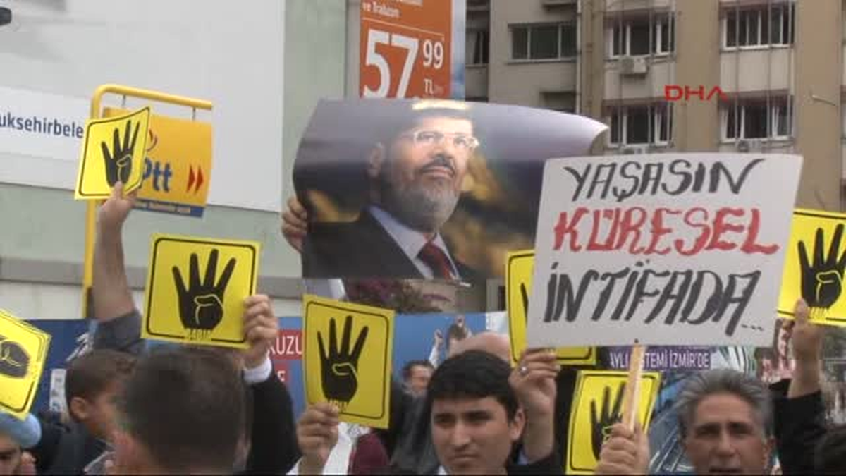 Mısırdaki İdam Cezalarına İzmir\'den Tepki