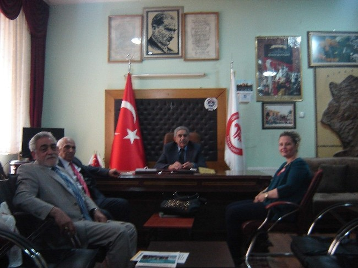 Muhtarlar Derneği Başkanı Eren, Muhtarlara Başarılar Diledi
