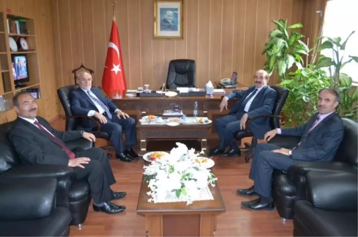 Nasrullah Hacımüftüoğlu\'ndan Eskişehir Müftülüğü\'ne Ziyaret