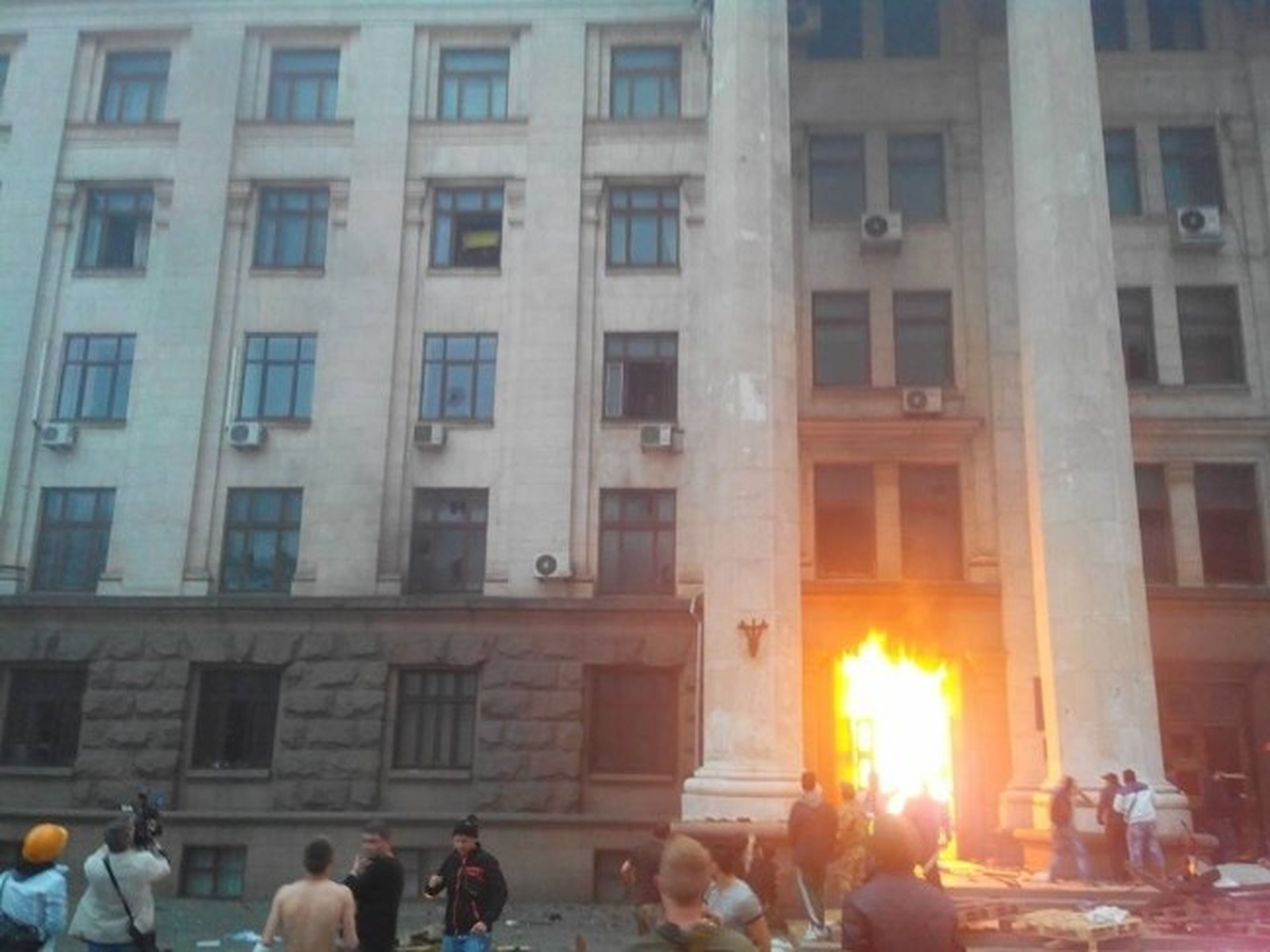 Odessa\'da Ukrayna Yanlıları Binayı Ateşe Verdi: 38 Ölü