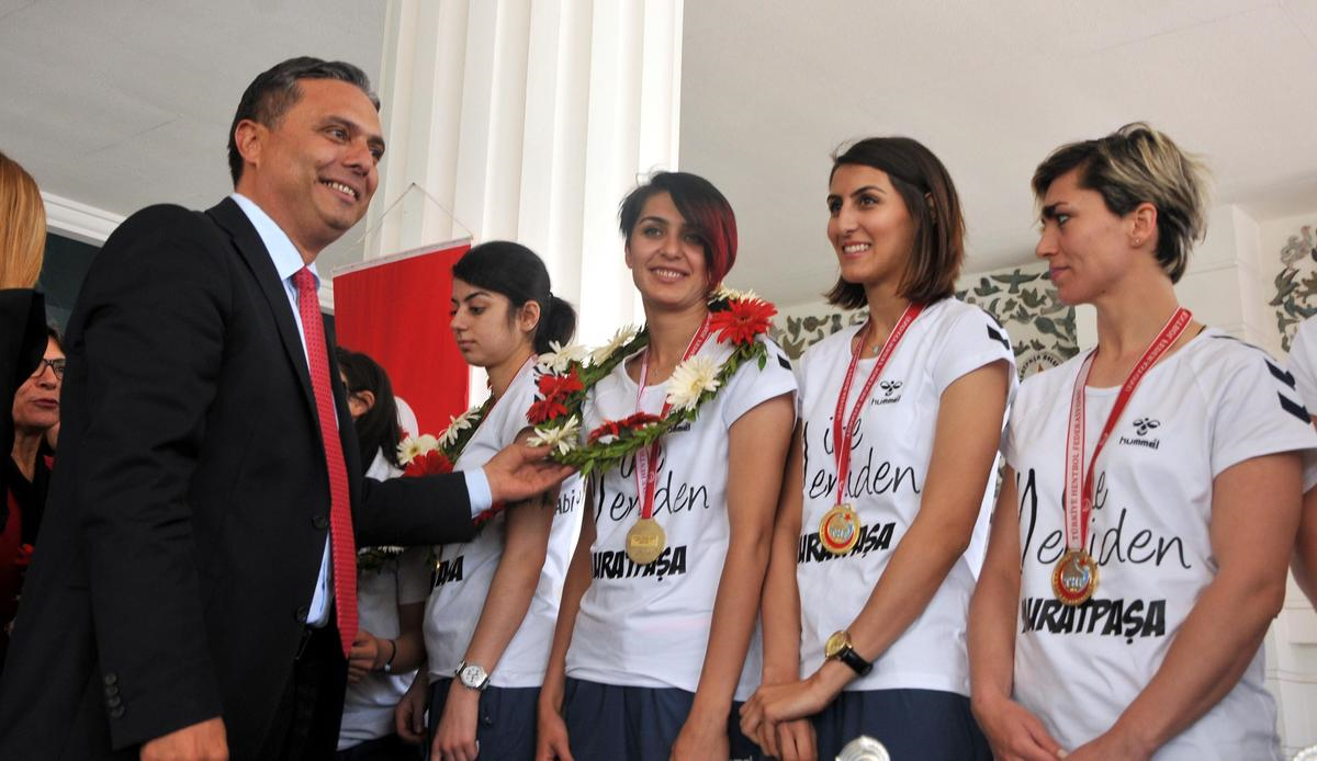 Paşanın Melekleri" İçin Karşılama Töreni