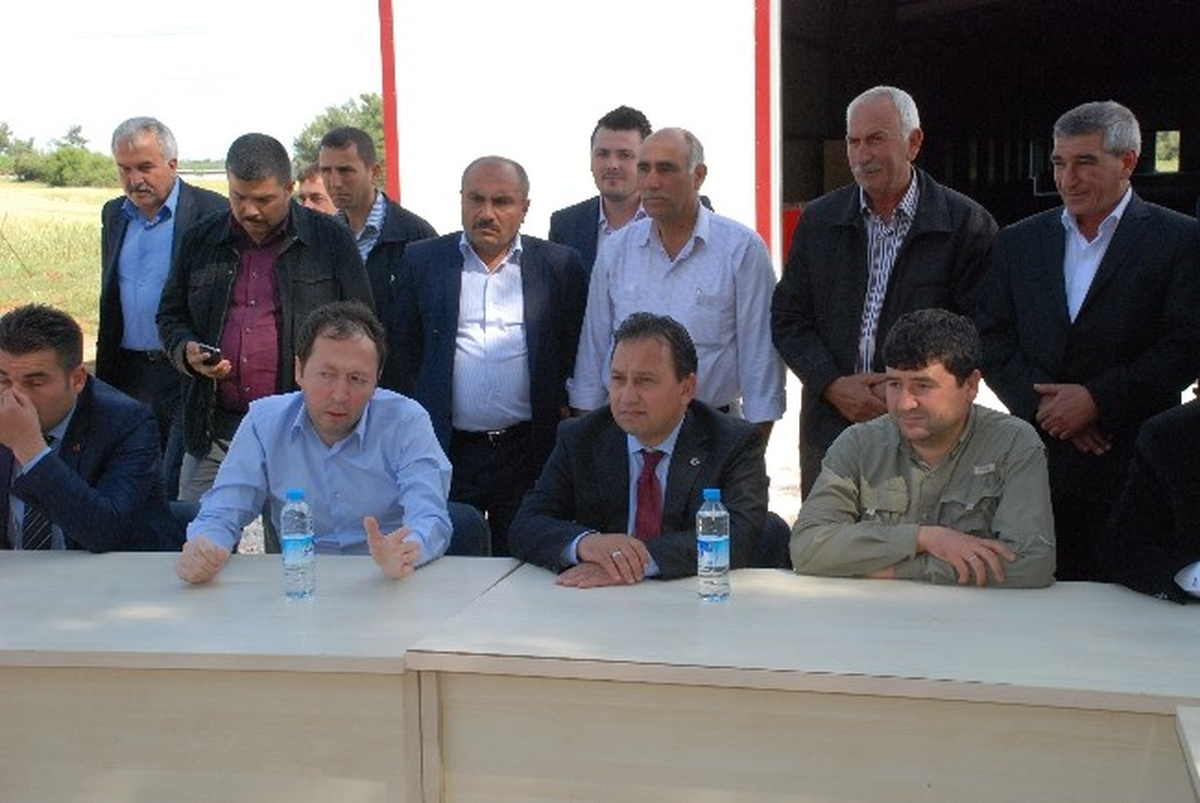 Sarıçam\'da Köylünün Ürettiği Doğal Ürünler İçin Pazar Kuruluyor
