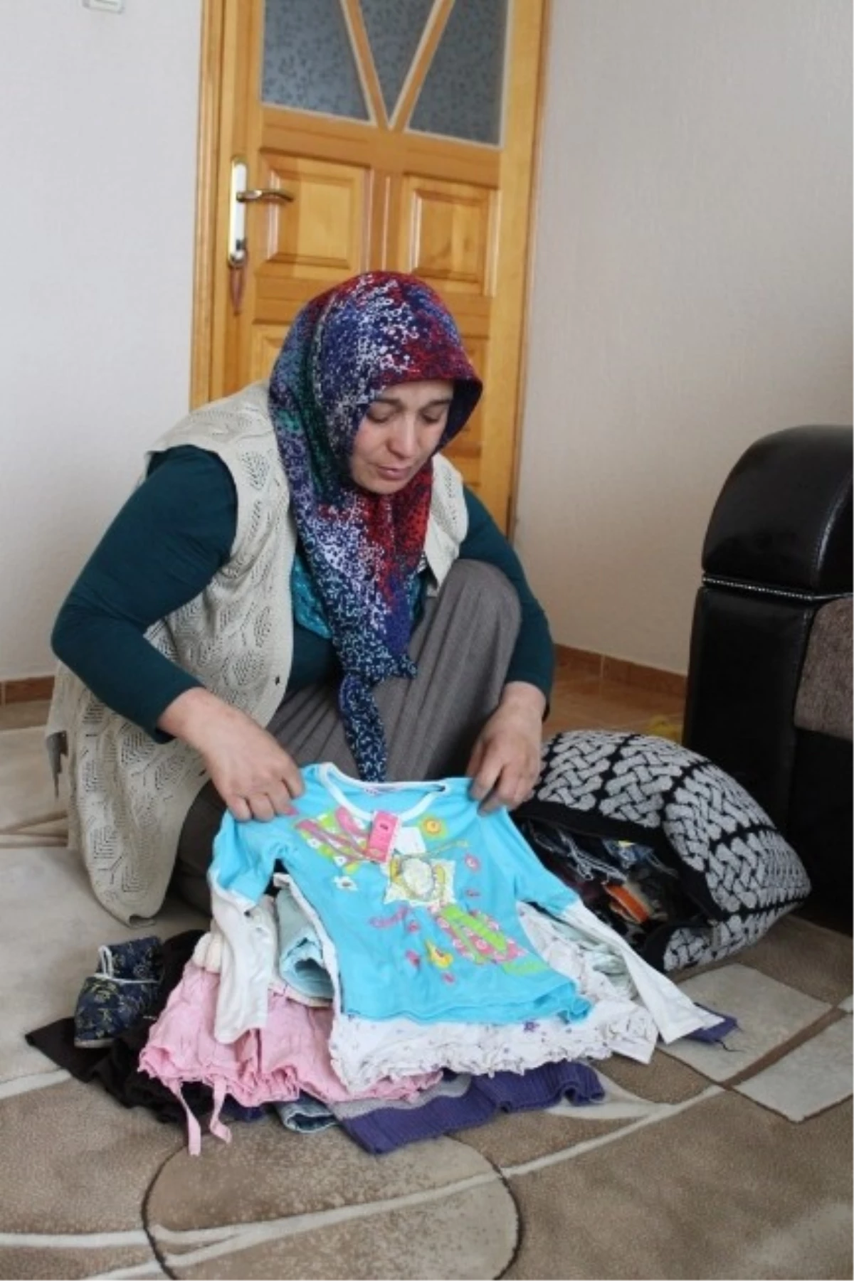 Sekiz Yıldır Kızını Arayan Bedriye Taşçı Türkiye\'ye Seslendi Açıklaması
