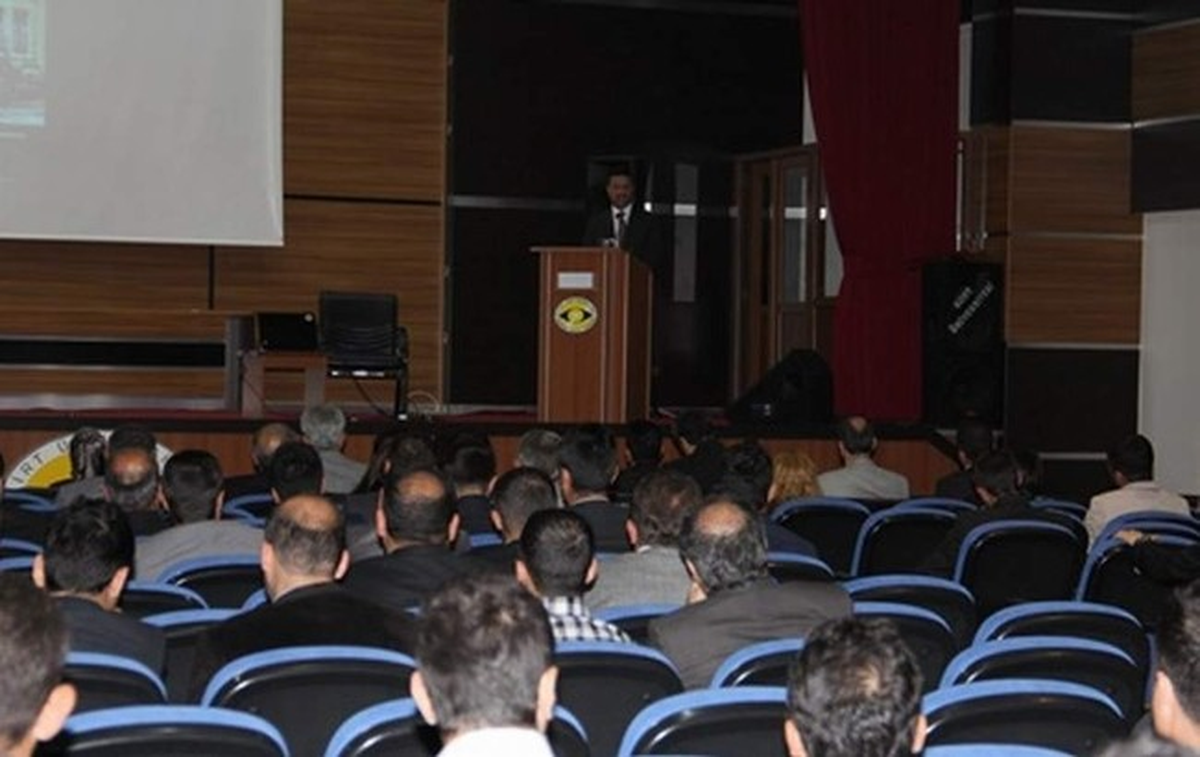 Siirt\'te \'Protokol Yönetimi ve Kamusal Yaşamda Protokol Kuralları\' Semineri