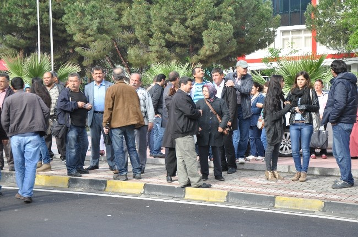 Soma, 10 Otobüsle 1 Mayıs Kutlamalarına Katıldı