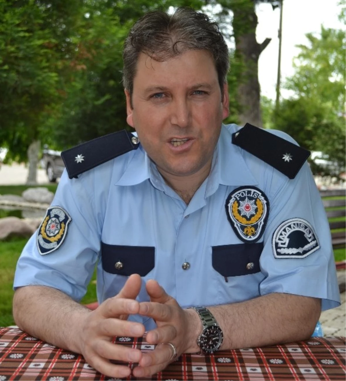 Turgutlu\'nun Hayat Kurtaran Polisi