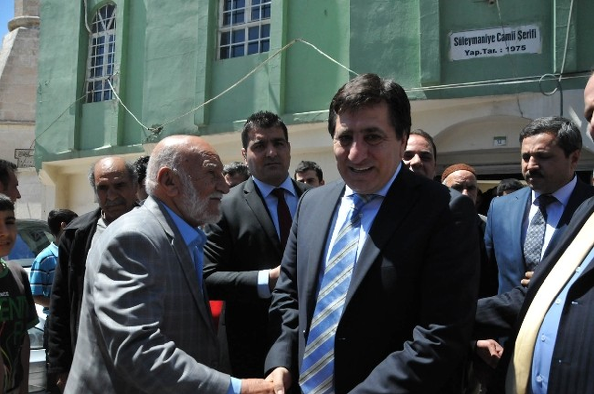 Şanlıurfa Valisi Küçük Süleymaniye\'de Esnafla Buluştu