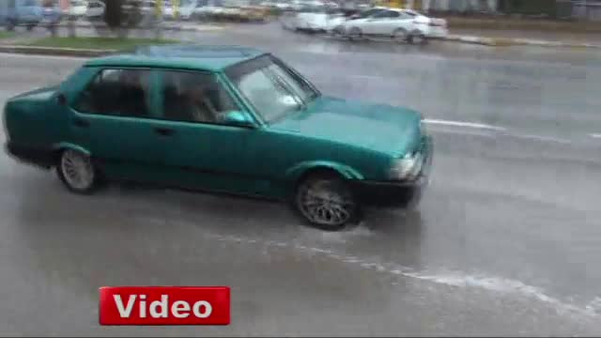 Yağmur Duasının Ardından Yağan Yağmur Çiftçiyi Sevindirdi