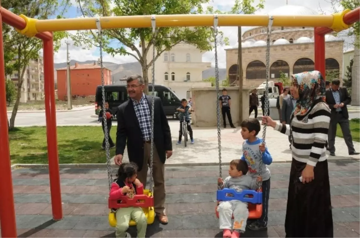 Yeni Dönem Projeleri Hayata Geçiyor