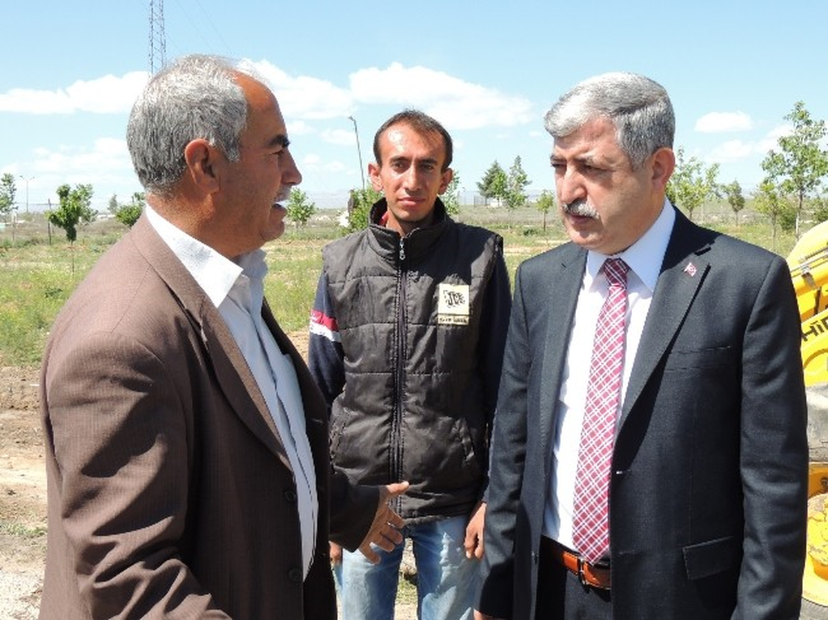 Yeşilyurt\'ta Genel Bakım ve Temizlik Çalışmaları Sürüyor