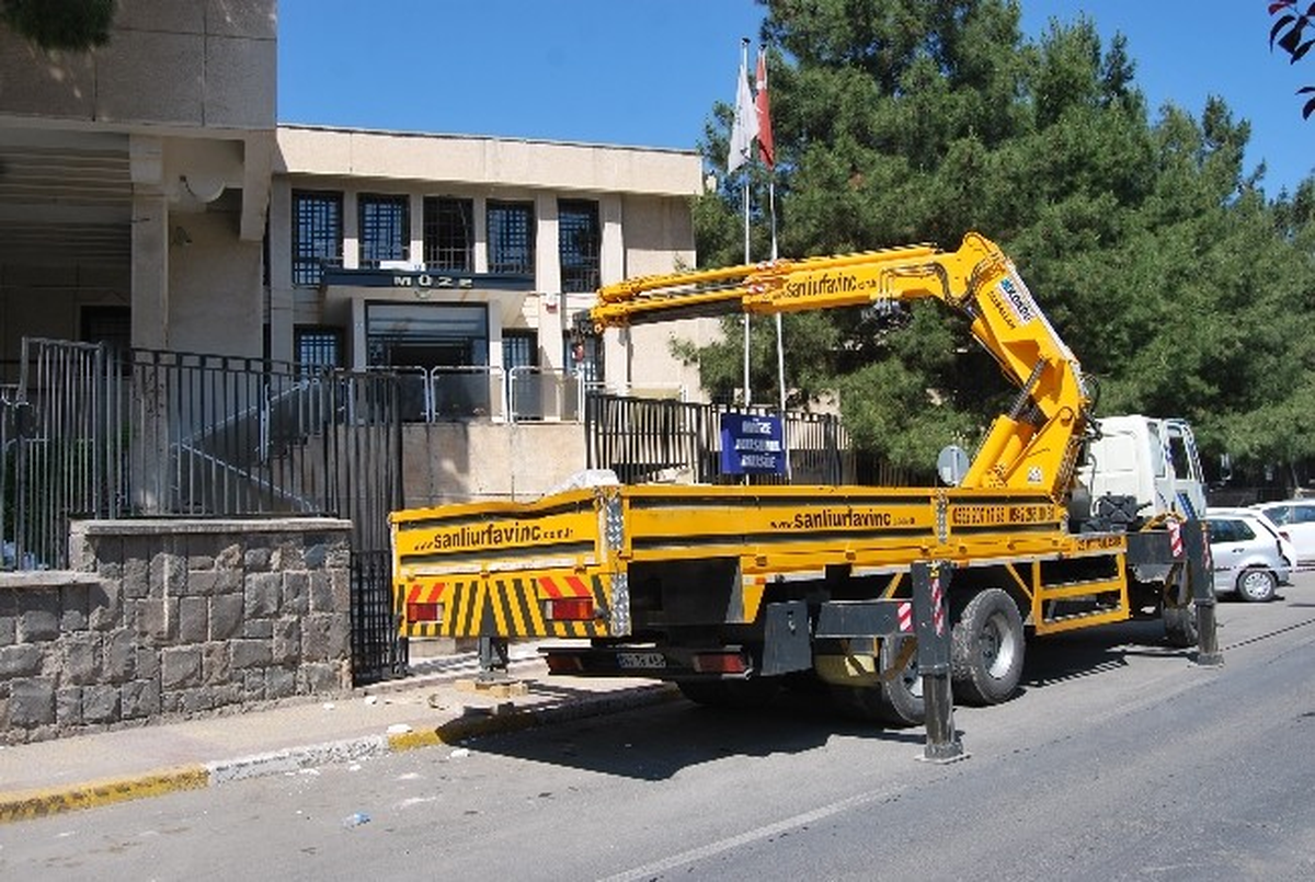 70 Bin Tarihi Eser Taşınıyor