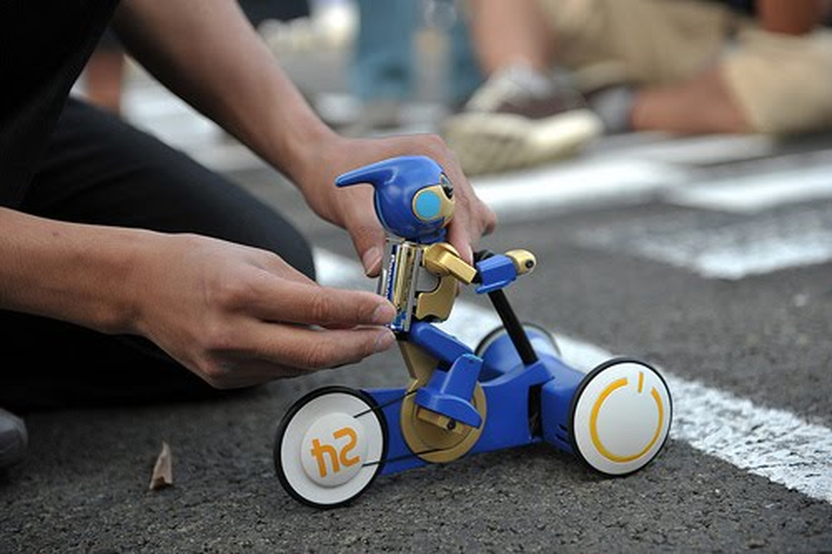 Akdeniz Üniversitesi Robot Yarışması