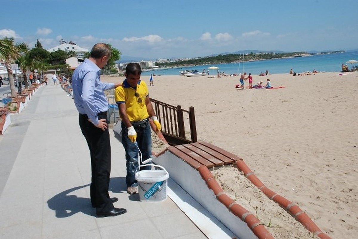 Altınkum Sezona Tüm Hızıyla Hazırlanıyor