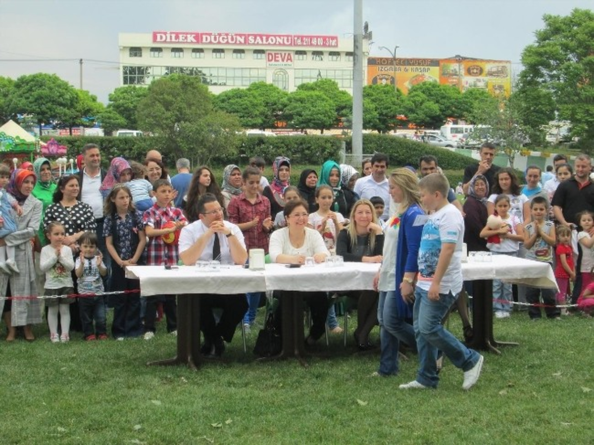 Annelerinin Kopyaları Yarışacak