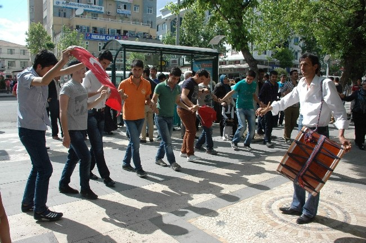 3 Mayıs Dünya Türkçülük Günü