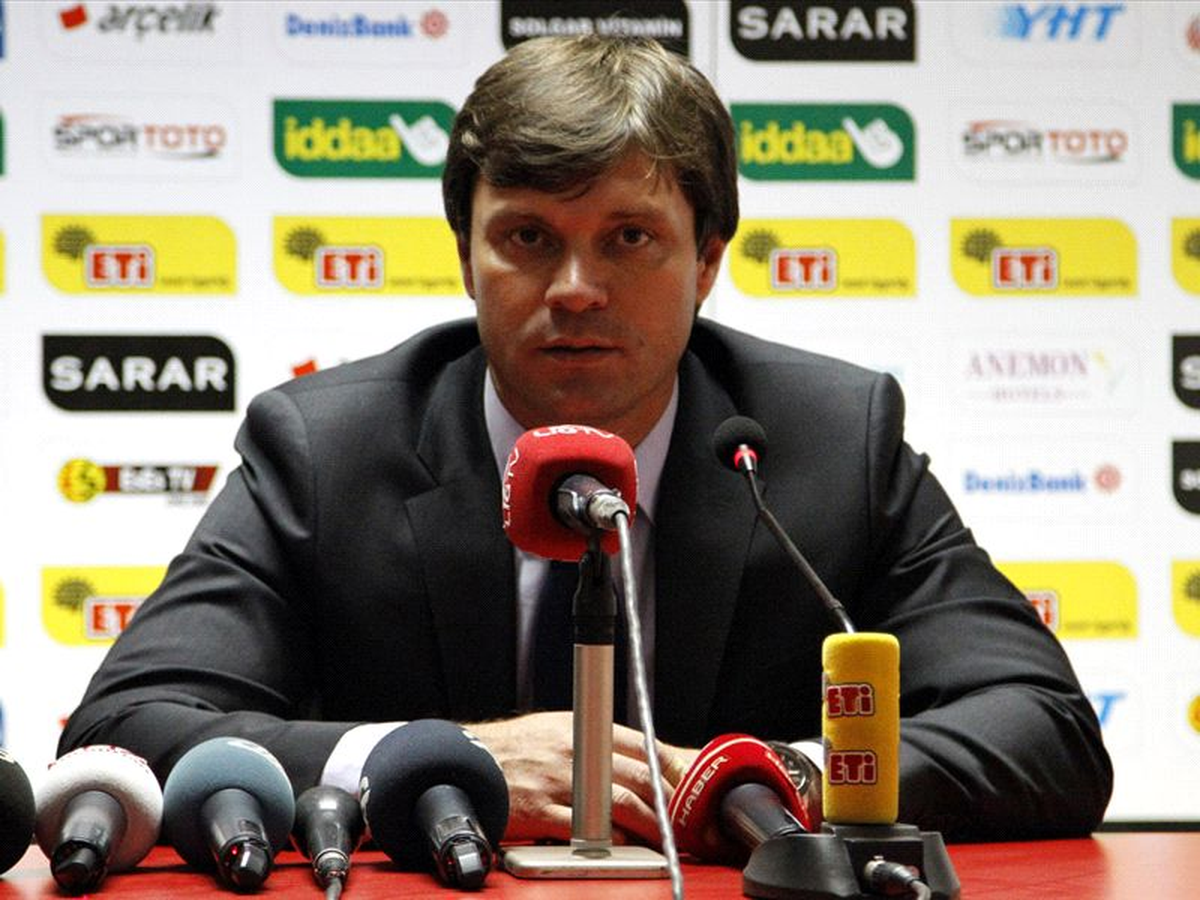 Eskişehirspor Teknik Direktörü Sağlam\'ın Açıklaması