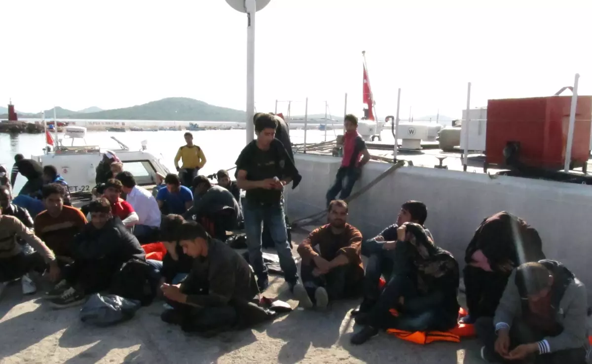 Ayvalık Açıklarında Kaçak Operasyonu