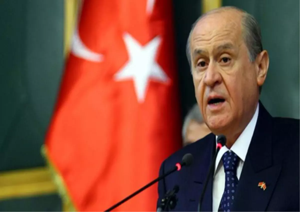 Bahçeli, 2. Türk Gençlik Kurultayı\'na Katıldı