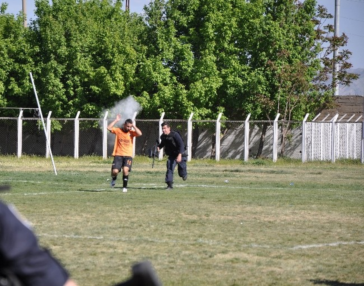 Bal Grubuna Yükselme Maçı Olaylı Bitti