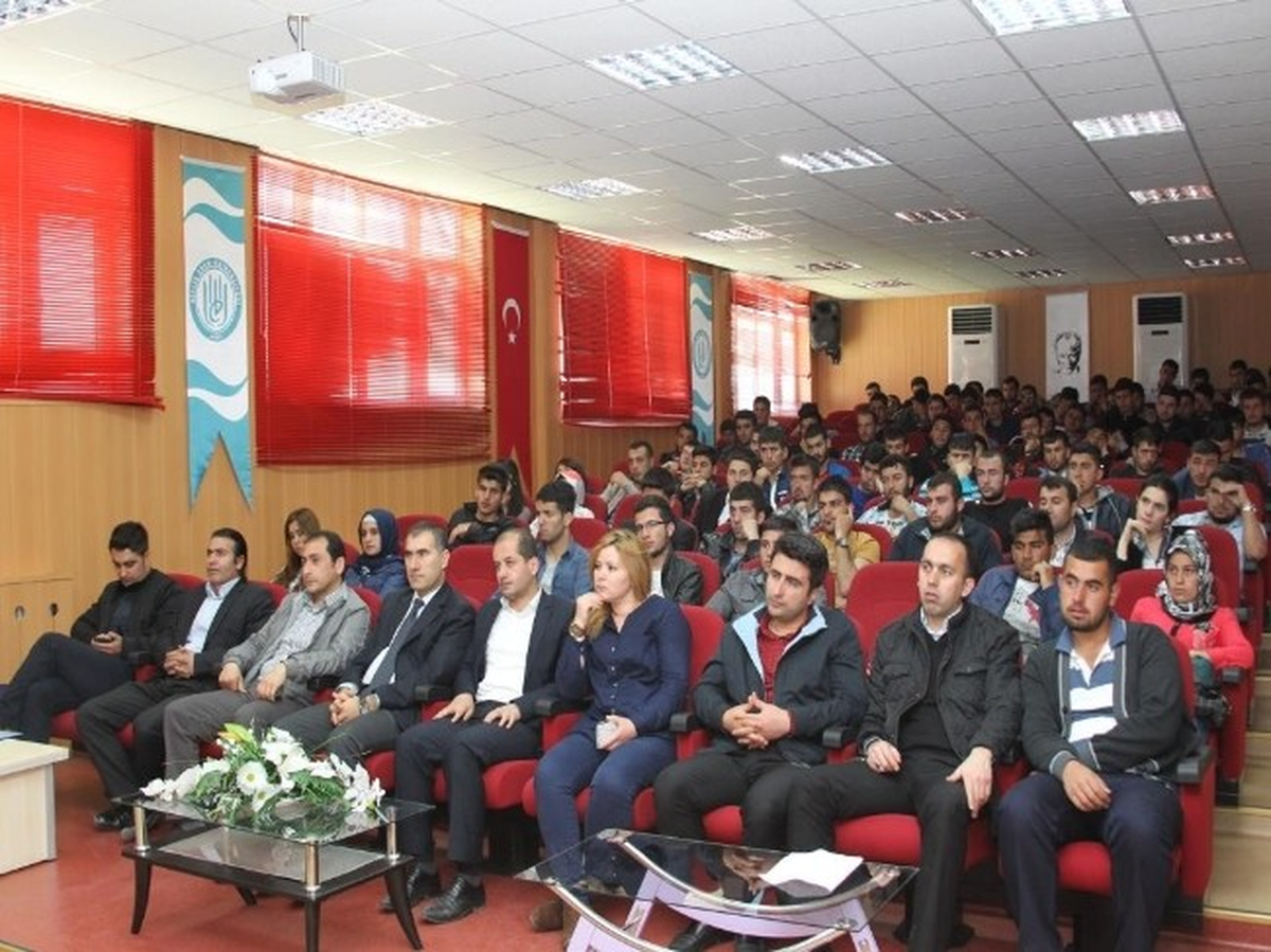 Beü\'de Motorlu Taşıtlarda Enerji Tasarrufu Konferansı Düzenlendi