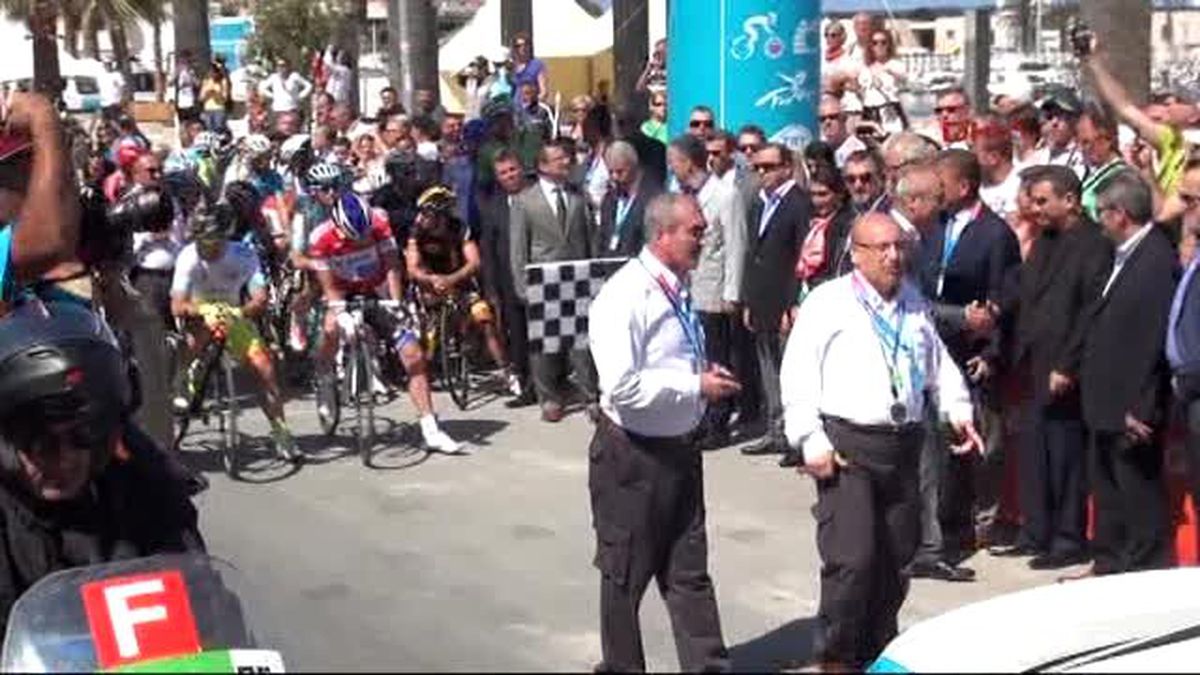 Bisikletçiler Kuşadası\'ndan Start Aldı