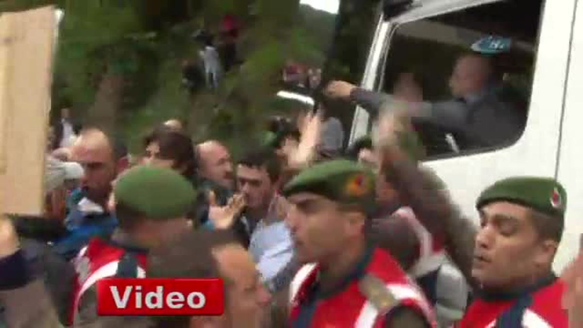 Hes Protestosunda Kavga