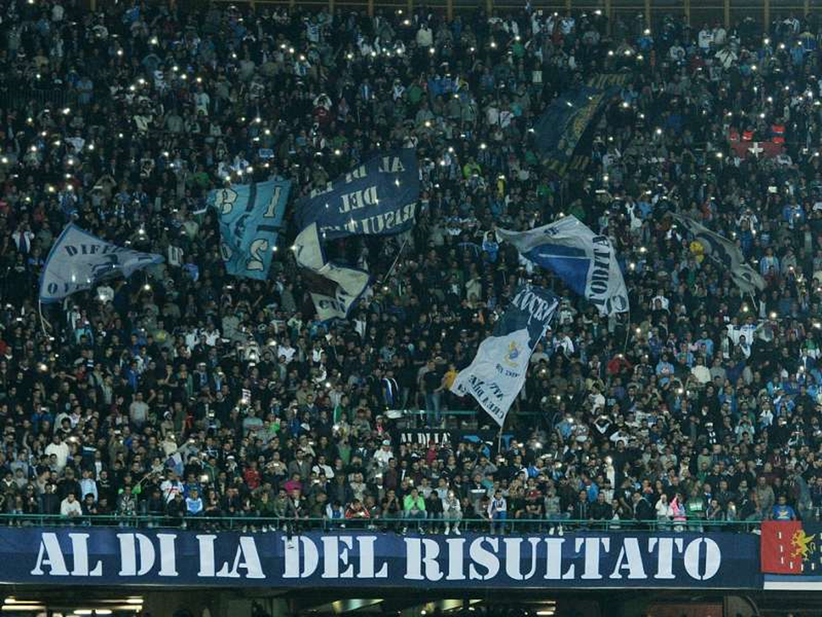 İtalya\'da Napoli Fiorentina Maçına Kan Bulaştı!