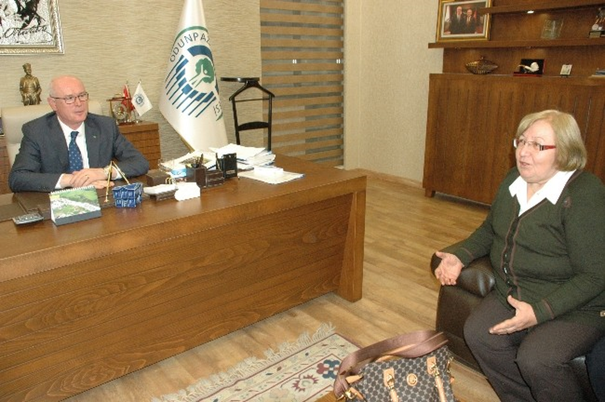 Kansere Birlikte Dur Diyebilmek İçin Başkan Kurt\'tan Destek İstediler
