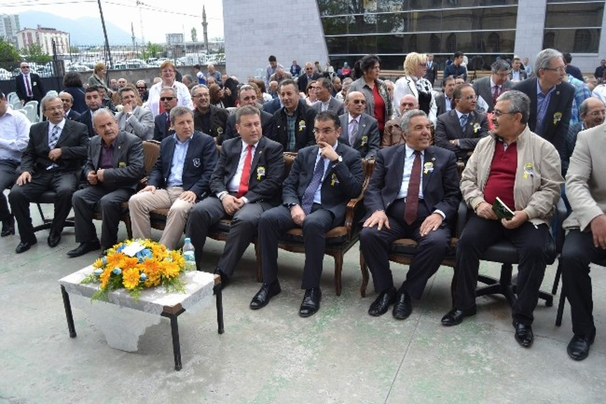 Kayseri Lisesi Mezunları Bir Araya Geldi