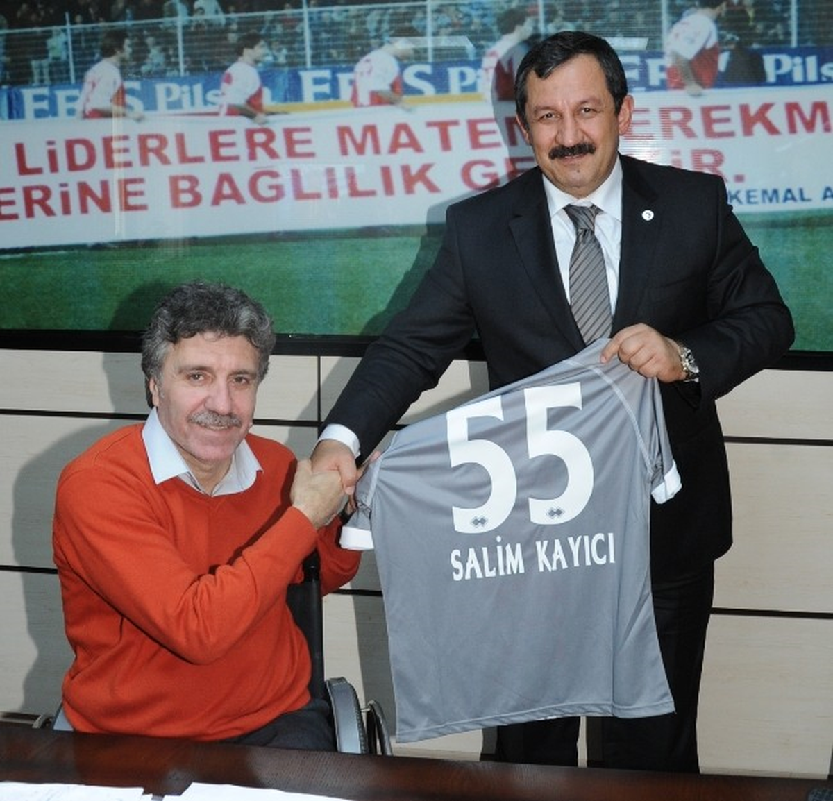 Kick Boks Federasyonu Başkanı Kırıcı\'dan Samsunspor\'a Ziyaret