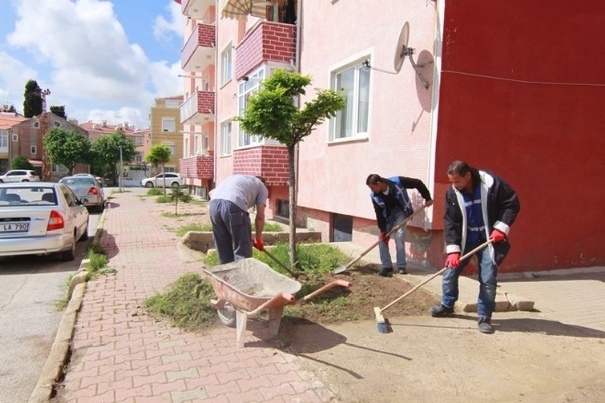 Kırklareli Belediyesi Temizlik Çalışmalarını Sürdürüyor