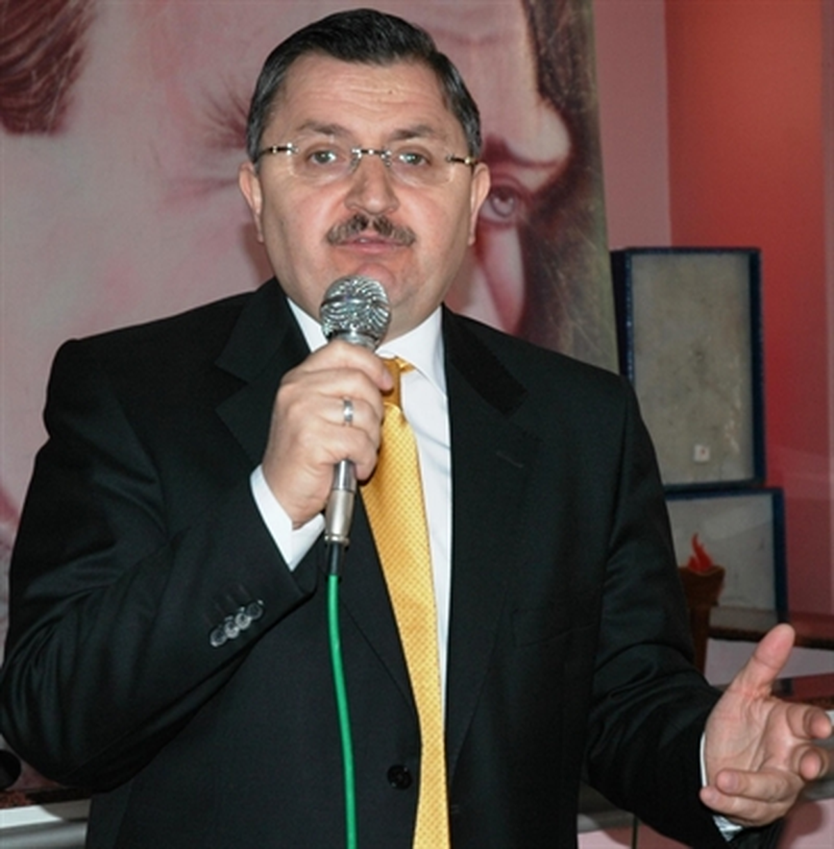 Memur-Sen Başkanı Gündoğdu: Taksim Dayatmasını Yapanlar Senaristlerin Maşası Oldu