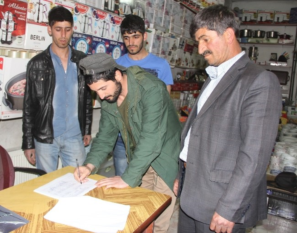 Muhtar Taşkın Üst Geçit İçin İmza Kampanyası Başlattı