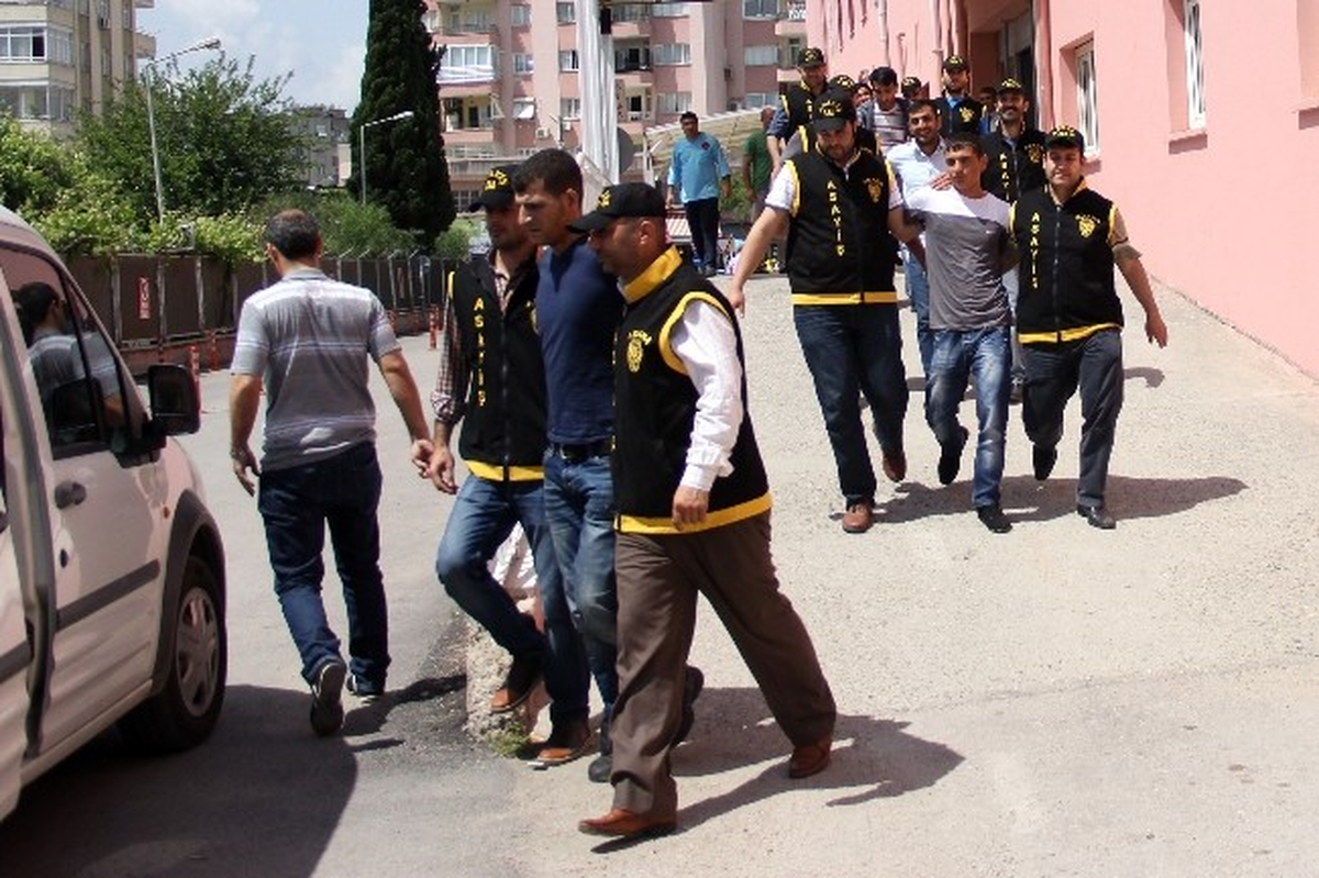 Adana\'da Lüks Semtlerde Soygun Yapan Çete Yakalandı