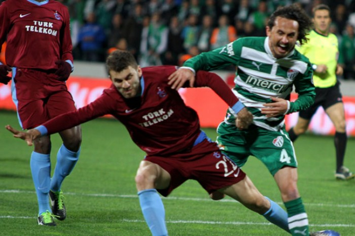Trabzonspor ile Bursaspor 76. Randevuda