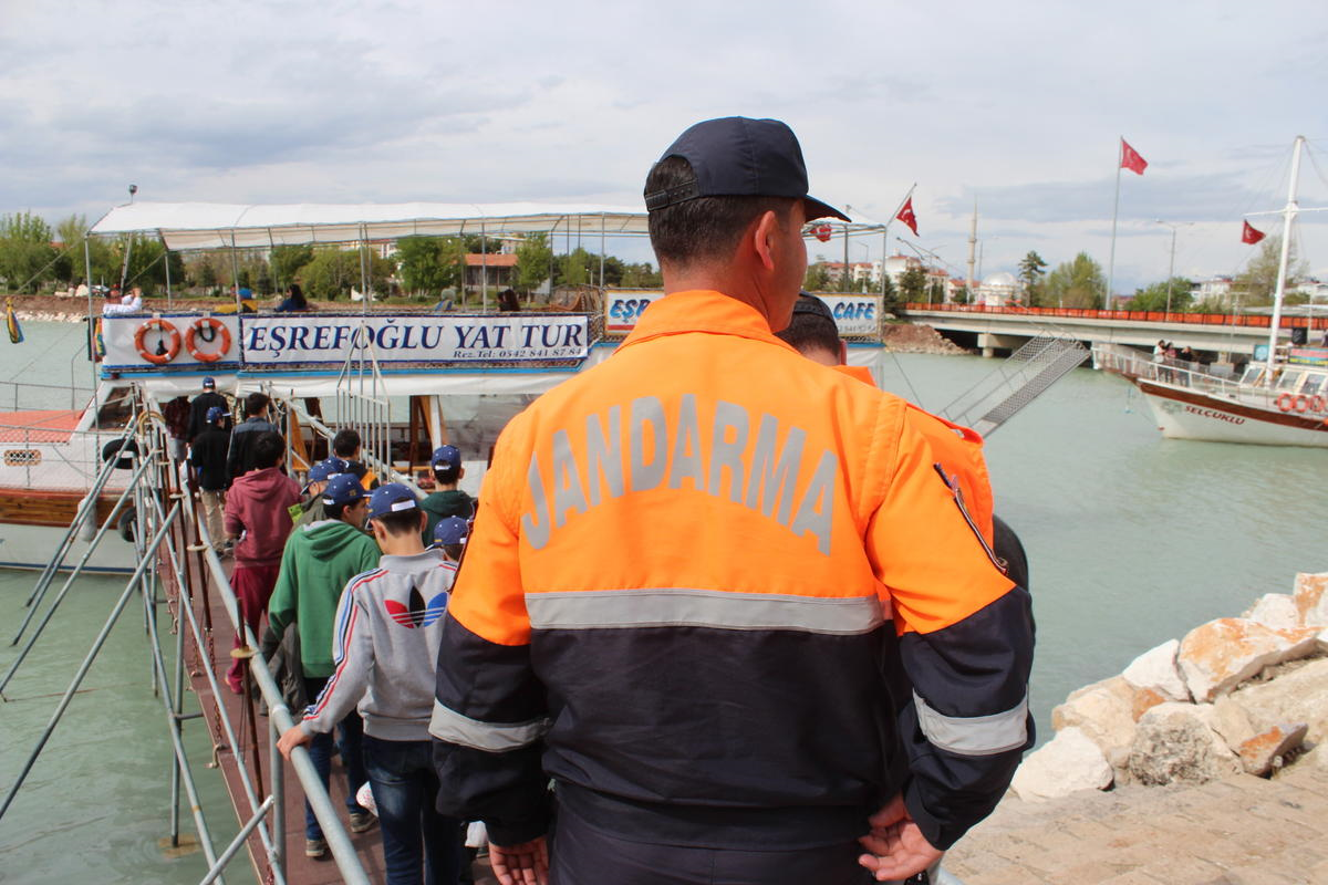 Yıldız Sporculara Gölde Moral Gezisi