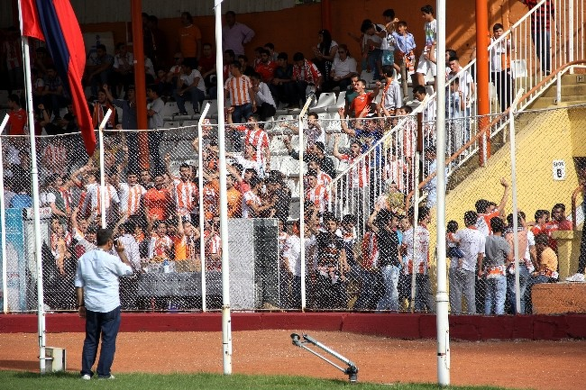 Adanaspor Taraftarında E-Bilet Protestosu